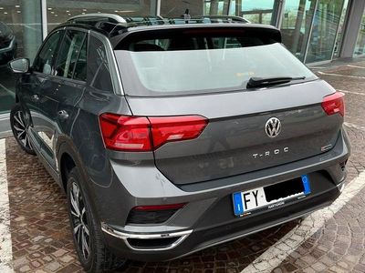 Usata VW T-Roc IQ Drive 150 CV (110 kW) 2019 Grigio SUV