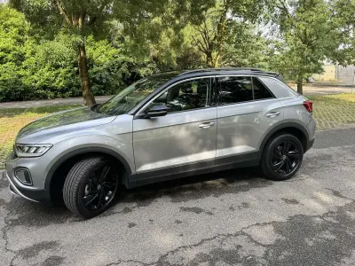 Usata VW T-Roc Sportline 150 CV (110 kW) 2025 Grigio SUV