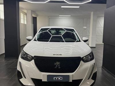 Usata Peugeot 2008 Allure 101 CV (74 kW) 2021 Bianco SUV