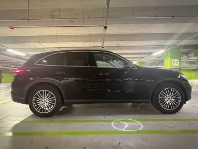 Usata Mercedes GLC200 Advanced 163 CV (119 kW) 2025 Nero SUV