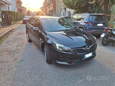 Usata Opel Astra Sport 130 CV (95 kW) 2022 Nero Station wagon