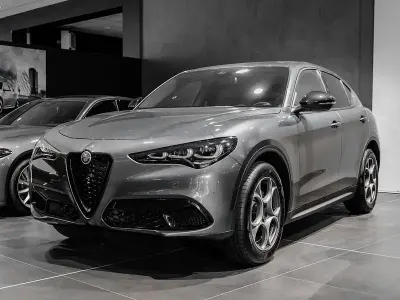 Usata Alfa Romeo Stelvio Sprint 210 CV (154 kW) 2023 Rosso SUV