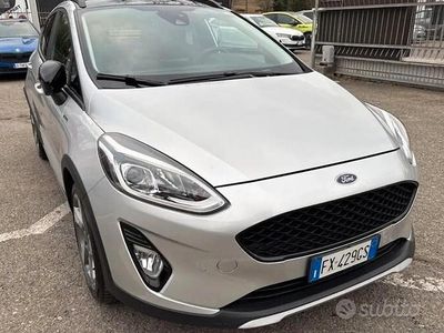 Usata Ford Fiesta Active 101 CV (74 kW) 2019 Argento Utilitaria