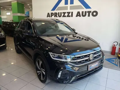 Usata VW T-Roc R-line 150 CV (110 kW) 2024 Nero SUV