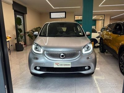 Usata Smart ForFour Passion 70 CV (51 kW) 2019 Grigio Utilitaria