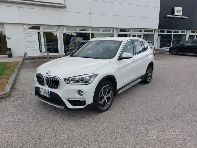 Usata BMW X1 xLine 190 CV (139 kW) 2019 Alpin white pastello SUV
