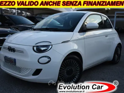 Second-hand Fiat 500e Icon 86 kW (118 CP) 2022 Gri Berlinǎ