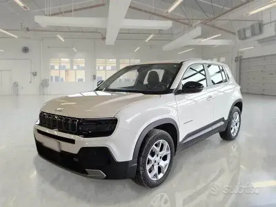 Usata Jeep Avenger Altitude 101 CV (74 kW) 2023 Bianco SUV