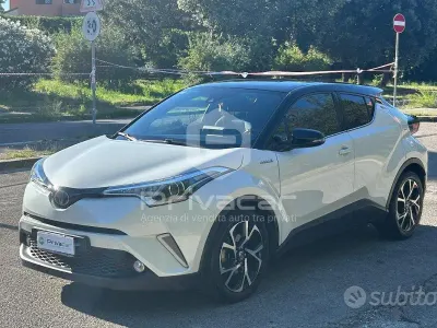 Usata Toyota C-HR Style 98 CV (72 kW) 2017 Bianco SUV