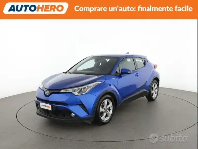 Usata Toyota C-HR Active 98 CV (72 kW) 2020 Blu SUV