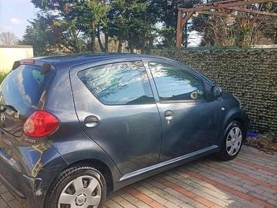 Usata Toyota Aygo 68 CV (50 kW) 2007 Grigio Utilitaria