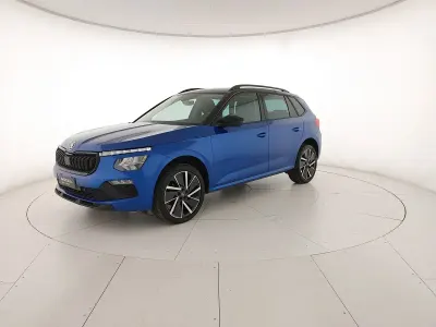 Usata Skoda Kamiq 116 CV (85 kW) 2025 Blu race metallizzato nero tulipano perl SUV