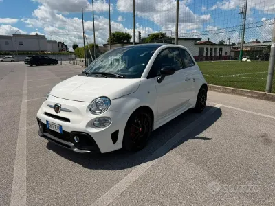 Usata Abarth 500 Turismo 165 CV (121 kW) 2021 Bianco Berlina