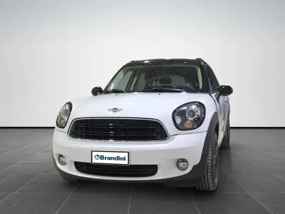 Usado Mini Cooper D Countryman Business 111 HP (81 kW) 2014 Branco SUV