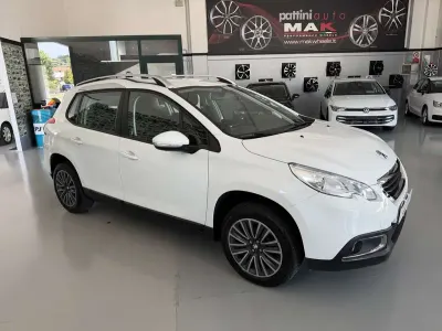 Usata Peugeot 2008 Active 82 CV (60 kW) 2014 Bianco SUV