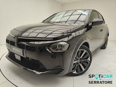 Usata Lancia Ypsilon 110 CV (80 kW) 2025 Nero Utilitaria