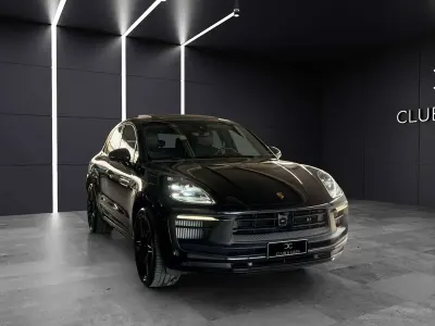 Usata Porsche Macan Performance Package 441 CV (324 kW) 2024 Nero met SUV