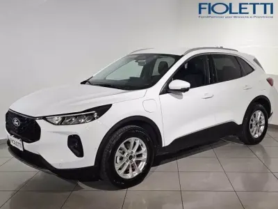 Usata Ford Kuga Titanium 243 CV (178 kW) 2025 Bianco SUV
