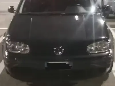 Usata VW Golf IV Highline 105 CV (77 kW) 2003 Nero Berlina