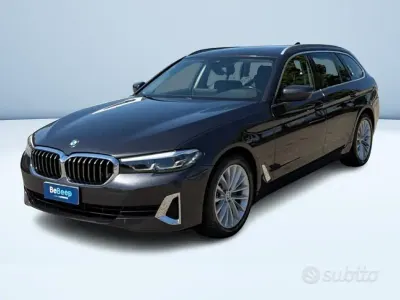 Usata BMW 520 Comfort Edition 190 CV (139 kW) 2021 Grigio Berlina
