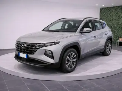 Käytetty Hyundai Tucson Select 136 HP (100 kW) 2021 Katumaasturi