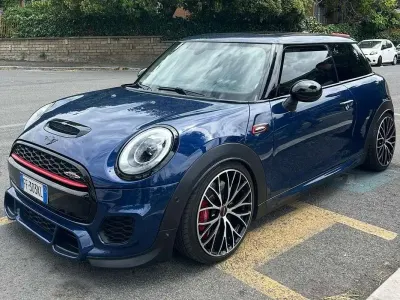 Usata Mini John Cooper Works 192 CV (141 kW) 2016 Blu/azzurro Utilitaria
