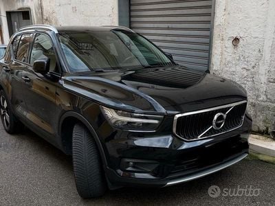 Usata Volvo XC40 60 kW (82 CV) 2020 Nero SUV