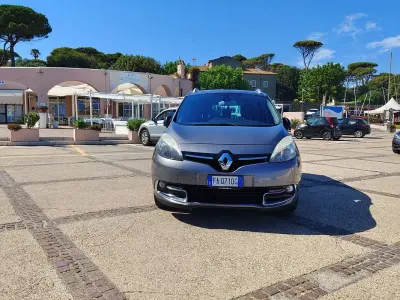 Usata Renault Scénic Bose Edition 110 CV (80 kW) 2015 Grigio Monovolume