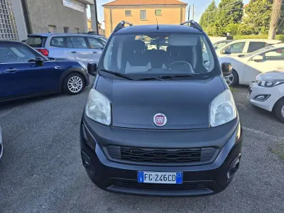 Usata Fiat Qubo Dynamic 80 CV (58 kW) 2016 Nero Monovolume