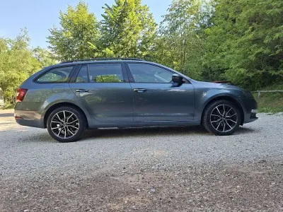 Usata Skoda Octavia Ambition 150 CV (110 kW) 2017 Grigio Station wagon