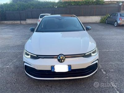 Usata VW Golf VIII R-line 150 CV (110 kW) 2024 Bianco Berlina