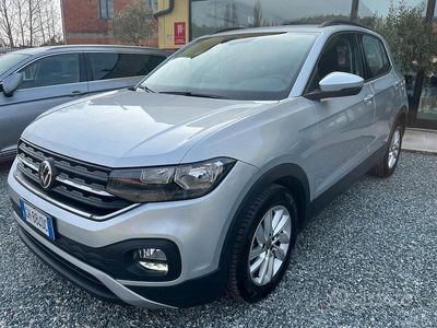 Usado VW T-Cross Style 110 CV (80 kW) 2021 Gris SUV