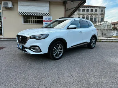 Usata MG HS Luxury 162 CV (119 kW) 2023 Bianco SUV