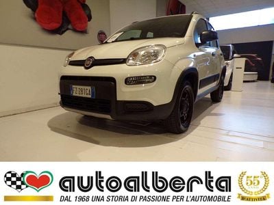 Usata Fiat Panda 4x4 86 CV (63 kW) 2019 Bianco gelato pastello Utilitaria