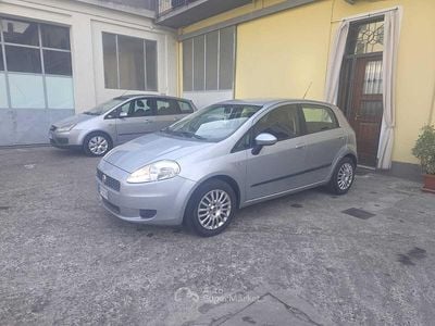 Usata Fiat Grande Punto 90 CV (66 kW) 2009 Argento Utilitaria