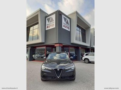 Usata Alfa Romeo Stelvio Executive 280 CV (205 kW) 2018 Nero SUV