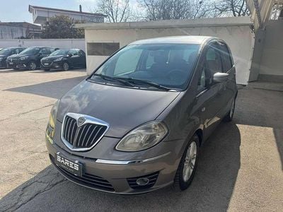 Usata Lancia Musa 95 CV (69 kW) 2010 Bronzo Monovolume