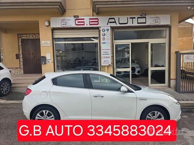 Usata Alfa Romeo Giulietta 140 CV (102 kW) 2012 Bianco Berlina