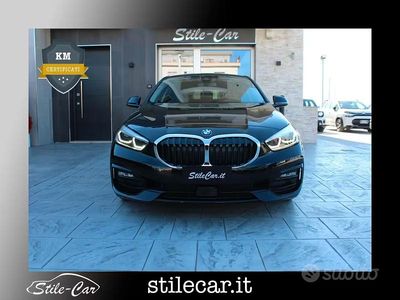 Begagnad BMW 118 Sport Line 149 HK (109 kW) 2021 Svart Halvkombi