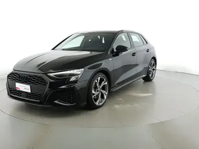 Usata Audi A3 S-Line 110 CV (80 kW) 2023 Nero mito metallizzato Berlina