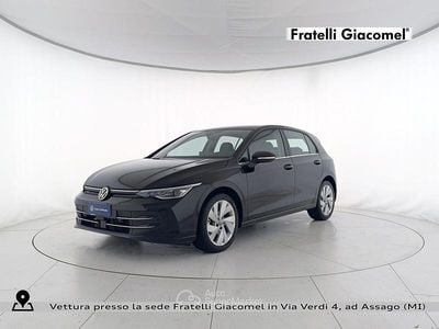 Usata VW Golf VIII Style 150 CV (110 kW) 2025 Grenadill black metallizzato Berlina