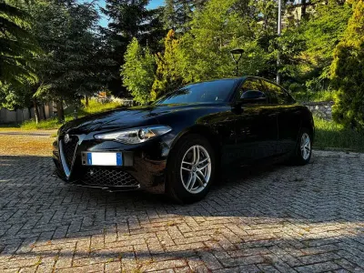 Usata Alfa Romeo Giulia Business 160 CV (117 kW) 2019 Nero Berlina