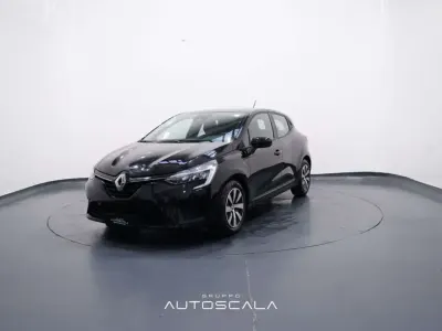 Usata Renault Clio V Equilibre 90 CV (66 kW) 2023 Nero etoliè Berlina