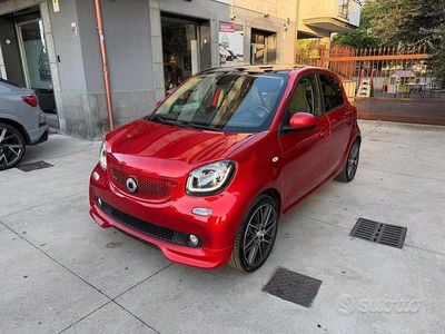 Usata Smart ForFour Brabus 109 CV (80 kW) 2017 Rosso Utilitaria