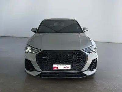 Usata Audi Q3 Sportback Comfort 193 CV (141 kW) 2025 Argento SUV