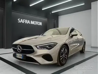 Käytetty Mercedes CLA180 Advanced 116 HP (85 kW) 2025 Musta Sedan