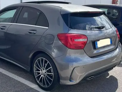 Usata Mercedes A180 Premium 109 CV (80 kW) 2013 Grigio Berlina