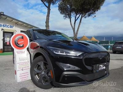 Usata Ford Mustang Standard Range 269 CV (197 kW) 2022 Nero Station wagon