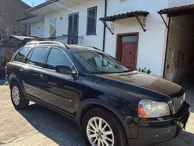 Usado Volvo XC90 Executive 163 HP (119 kW) 2005 Preto SUV