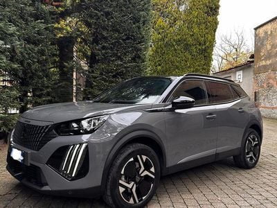 Usata Peugeot 2008 GT 131 CV (96 kW) 2024 Grigio SUV